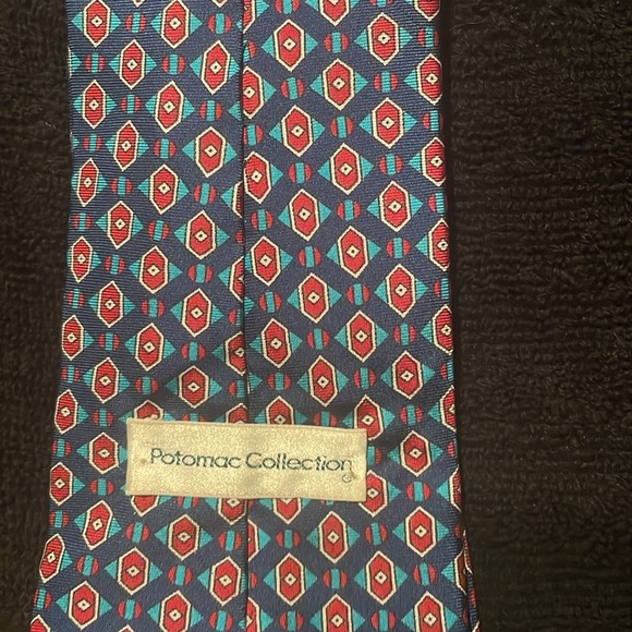 Beautiful 100% Italian Silk Men’s Tie of the Pontiac collection L:58 W:4 - Picture 2 of 4